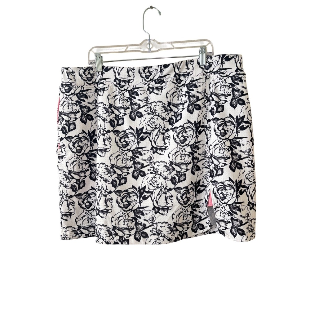 Bette & Court Skort Size 2X Black White Floral Golf Tennis Athletic Skirt Shorts